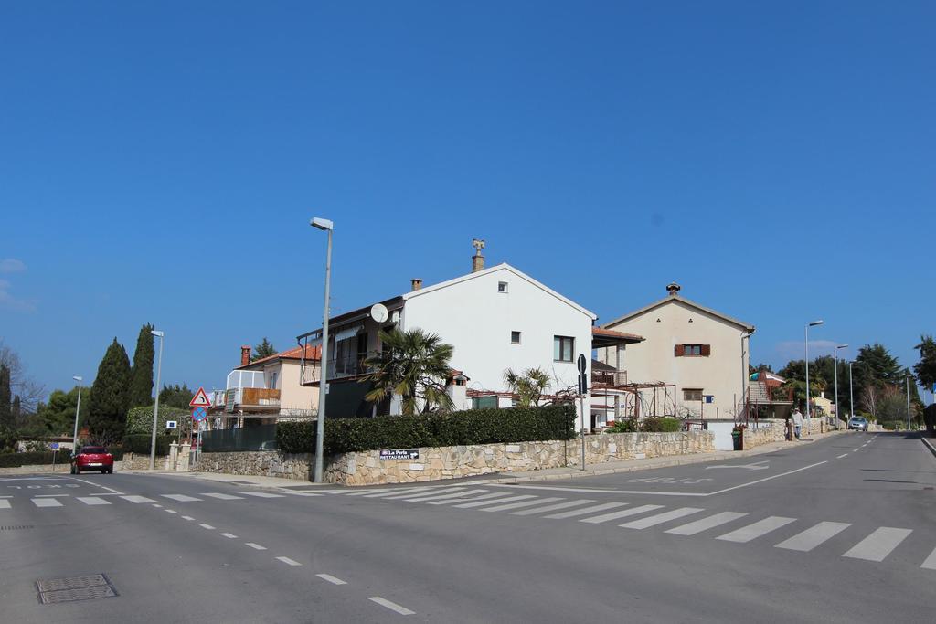 רוביני Apartments And Room Eva מראה חיצוני תמונה